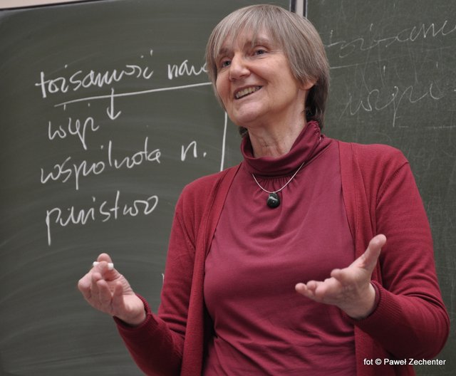 dr Barbara Fedyszak-Radzijowska